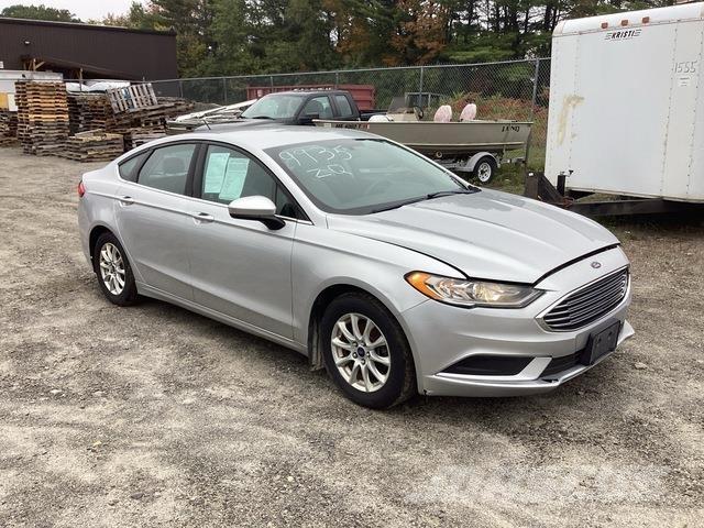 Ford Fusion S سيارات