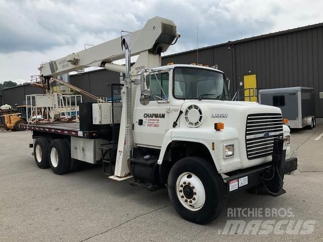 Ford L8000 شاحنات أخرى