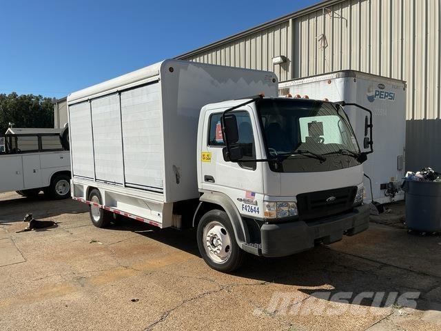 Ford LCF شاحنات نقل المشروبات