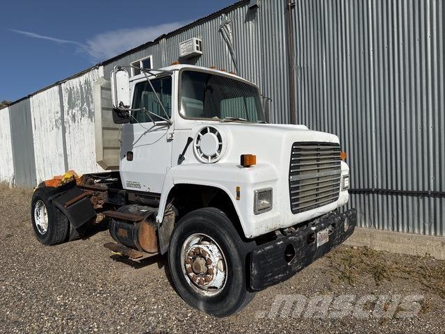 Ford LN9000 وحدات الجر