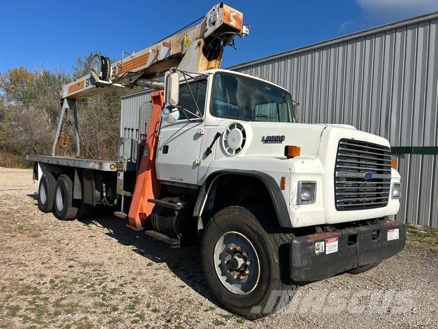 Ford LT8000 شاحنات أخرى