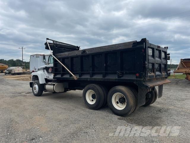 Ford LT9000 شاحنات قلابة
