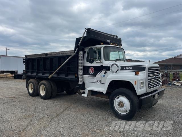 Ford LT9000 شاحنات قلابة