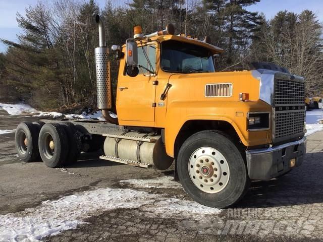 Ford LTL9000 كابينة والداخلية