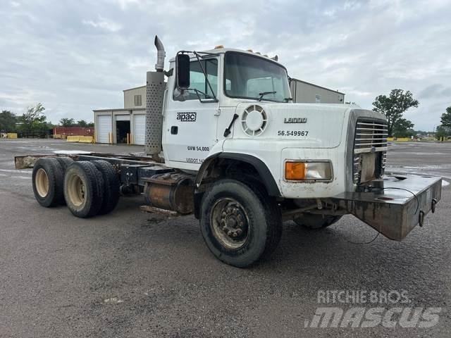 Ford LTS9000 كابينة والداخلية