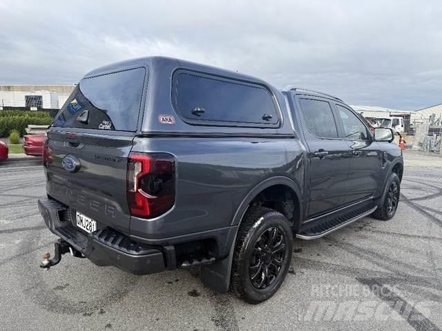 Ford Ranger شاحنات خفيفة/مفصلية الجوانب
