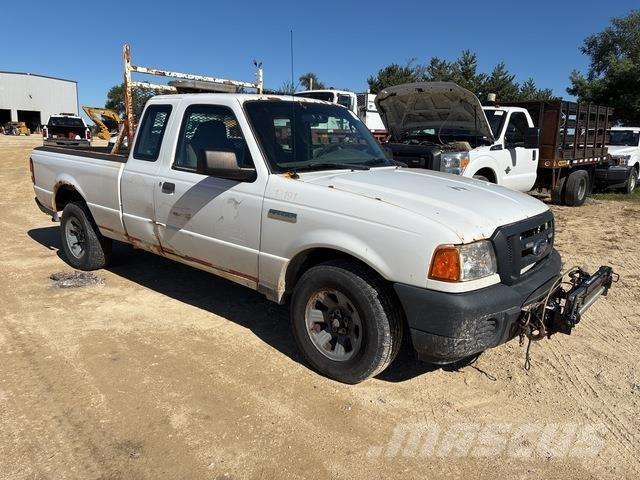Ford Ranger شاحنات خفيفة/مفصلية الجوانب