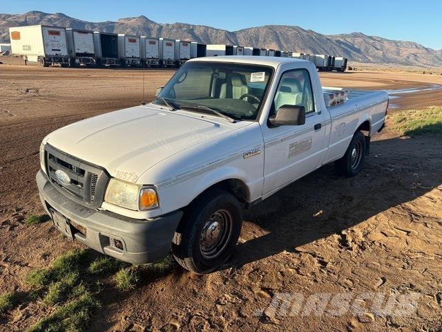 Ford Ranger XL شاحنات خفيفة/مفصلية الجوانب