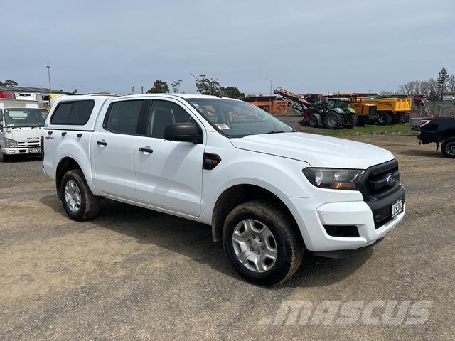 Ford Ranger XL شاحنات خفيفة/مفصلية الجوانب
