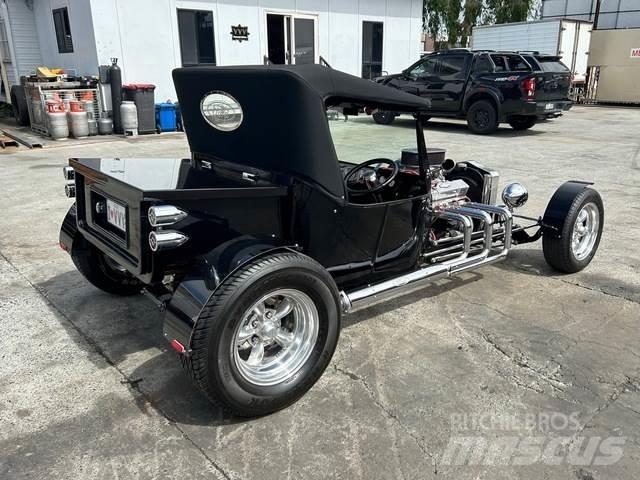 Ford T Bucket سيارات