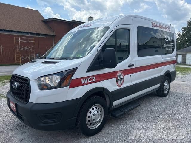 Ford Transit شاحنة مقفلة