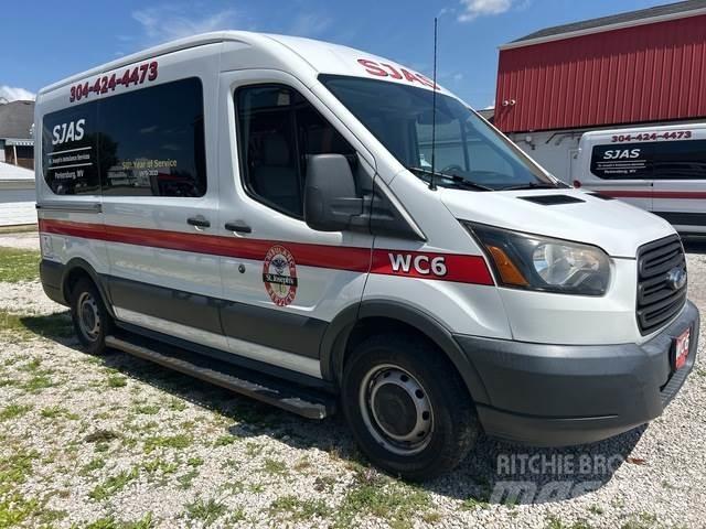 Ford Transit شاحنة مقفلة