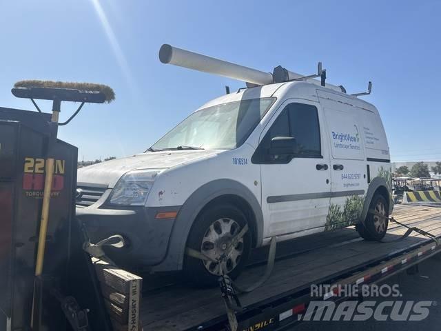 Ford Transit شاحنة مقفلة