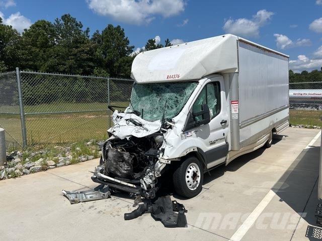 Ford Transit هيكل صندوقي