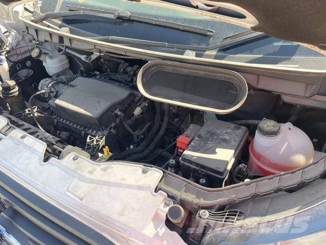 Ford Transit شاحنة مقفلة