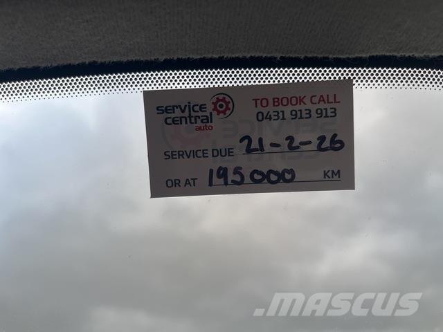 Ford Transit شاحنة مقفلة