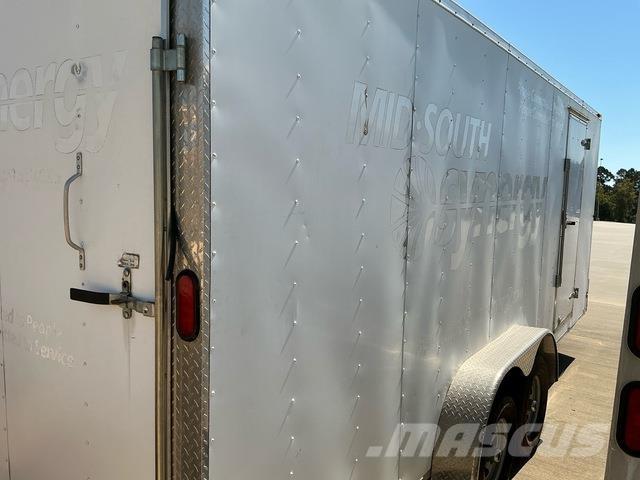 Forest River  مقطورات ذات هيكل صندوقي