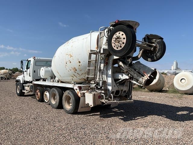 Freightliner  شاحنات أخرى