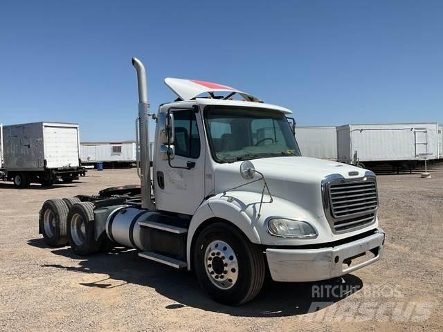 Freightliner  وحدات الجر