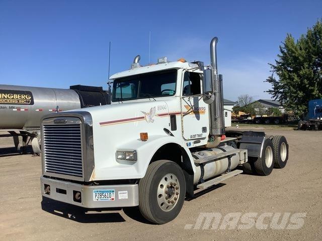 Freightliner  وحدات الجر