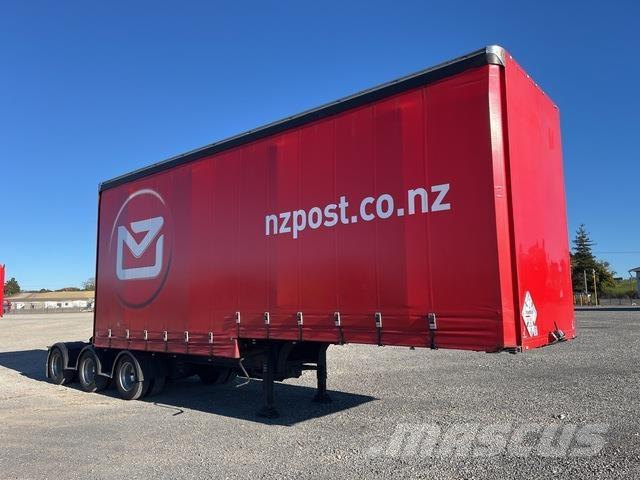 Fruehauf  مقطورات بغطاء جانبي