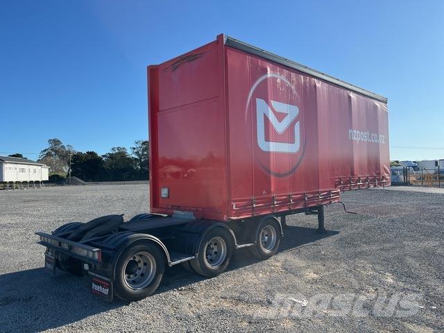 Fruehauf  مقطورات بغطاء جانبي