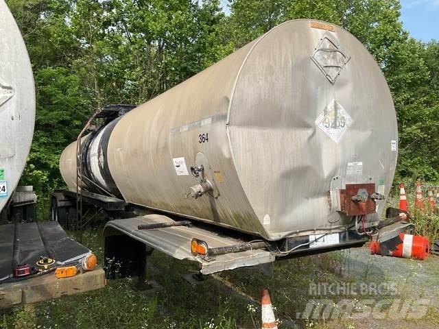 Fruehauf  مقطورات ذات صهاريج