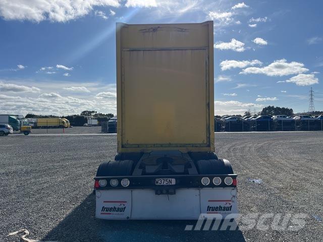 Fruehauf  مقطورات بغطاء جانبي