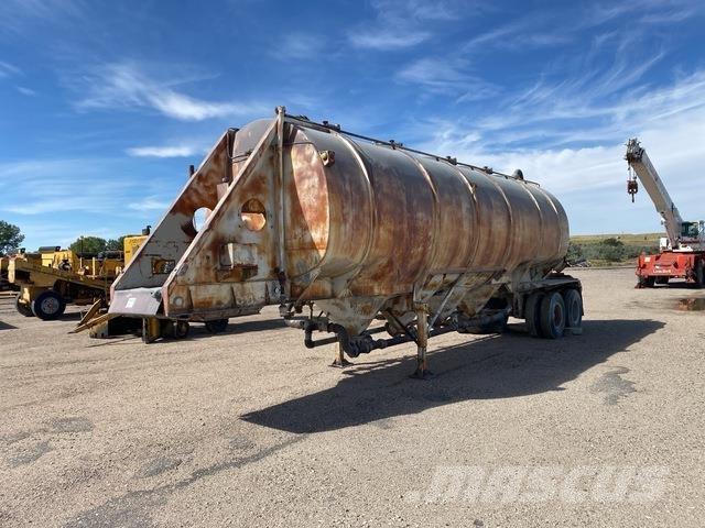 Fruehauf HEBF2 معدات نشر الرمال والملح