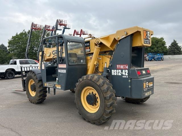 Gehl RS12-42 مناولات متداخلة