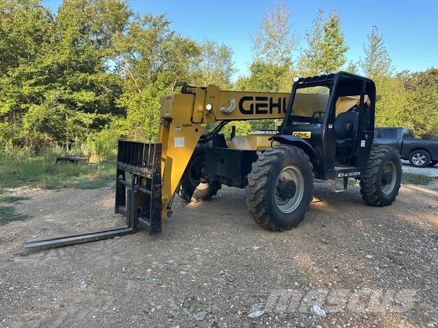 Gehl RS8-42 مناولات متداخلة