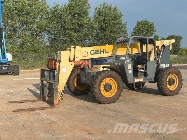 Gehl RS8-42 مناولات متداخلة