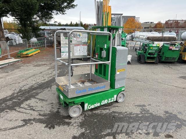Genie GR-12 رافعات السارية الرأسية