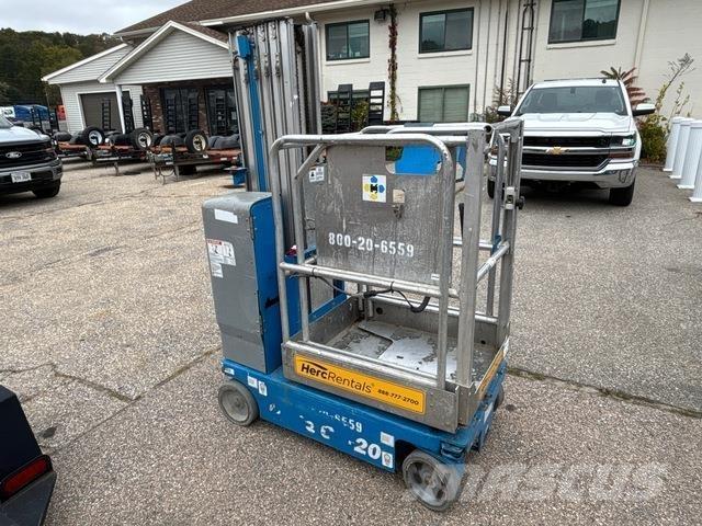 Genie GR-20 رافعات السارية الرأسية