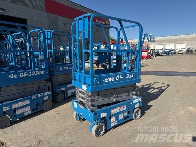 Genie GS-1330M رافعات مقصية الشكل