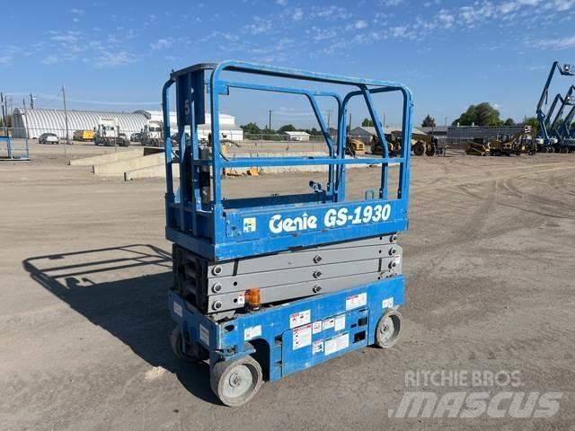 Genie GS-1930 رافعات مقصية الشكل
