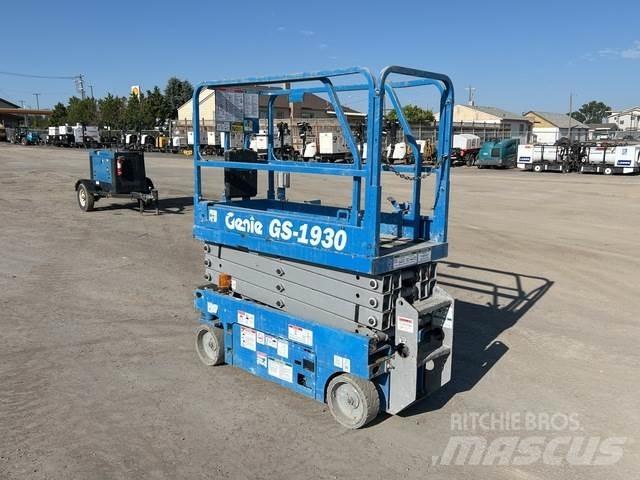 Genie GS-1930 رافعات مقصية الشكل