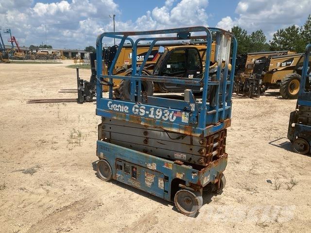 Genie GS-1930 رافعات مقصية الشكل