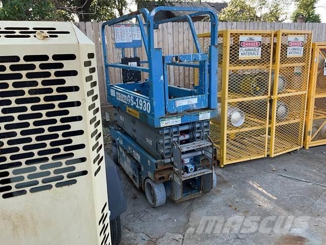 Genie GS-1930 رافعات مقصية الشكل