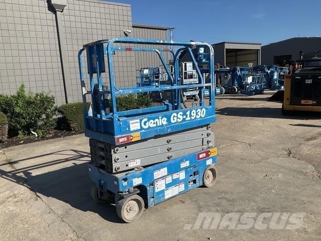 Genie GS-1930 رافعات مقصية الشكل