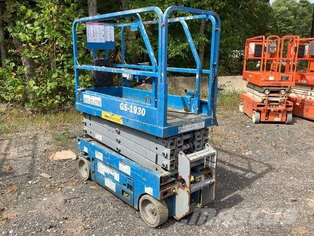 Genie GS-1930 رافعات مقصية الشكل