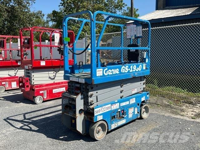 Genie GS-1930 رافعات مقصية الشكل