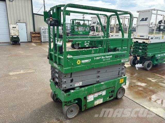 Genie GS-1930 رافعات مقصية الشكل