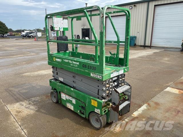 Genie GS-1930 رافعات مقصية الشكل