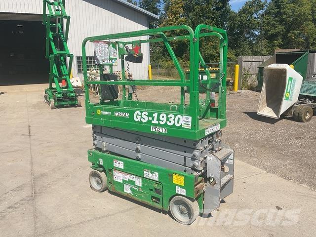 Genie GS-1930 رافعات مقصية الشكل