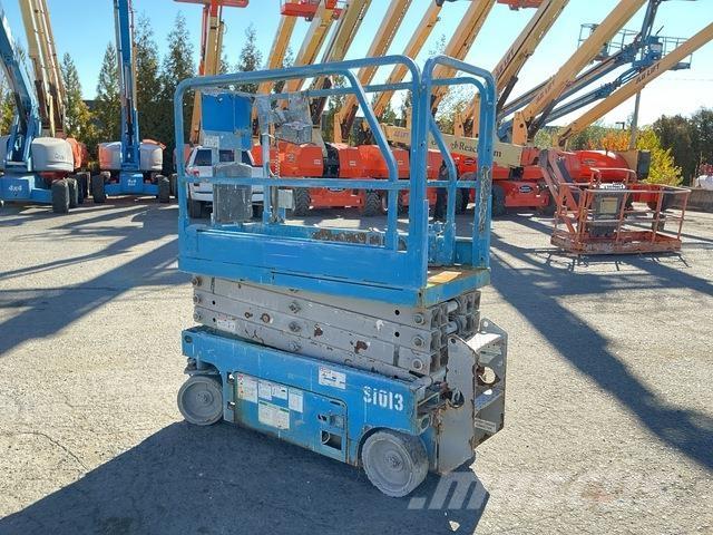 Genie GS-1930 رافعات مقصية الشكل