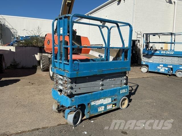 Genie GS-1930 رافعات مقصية الشكل