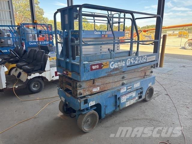 Genie GS-2032 رافعات مقصية الشكل