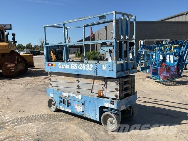 Genie GS-2632 رافعات مقصية الشكل