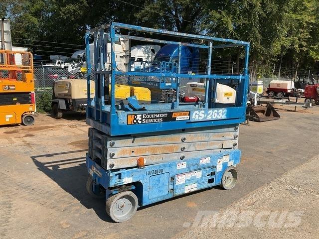 Genie GS-2632 رافعات مقصية الشكل